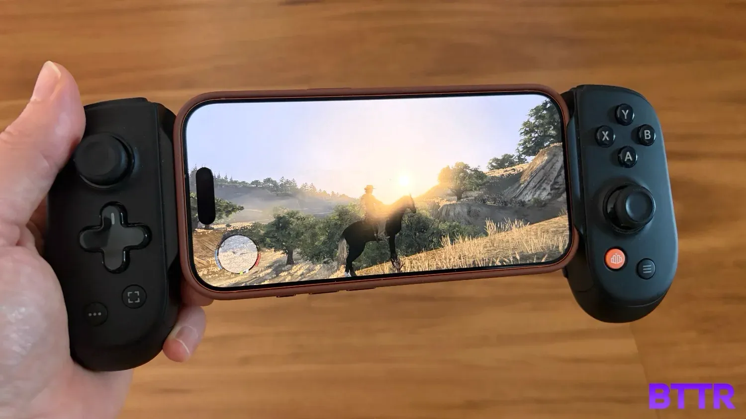 Playing Red Dead Redmeption on the iPhone 17 Pro with the Backbone Pro