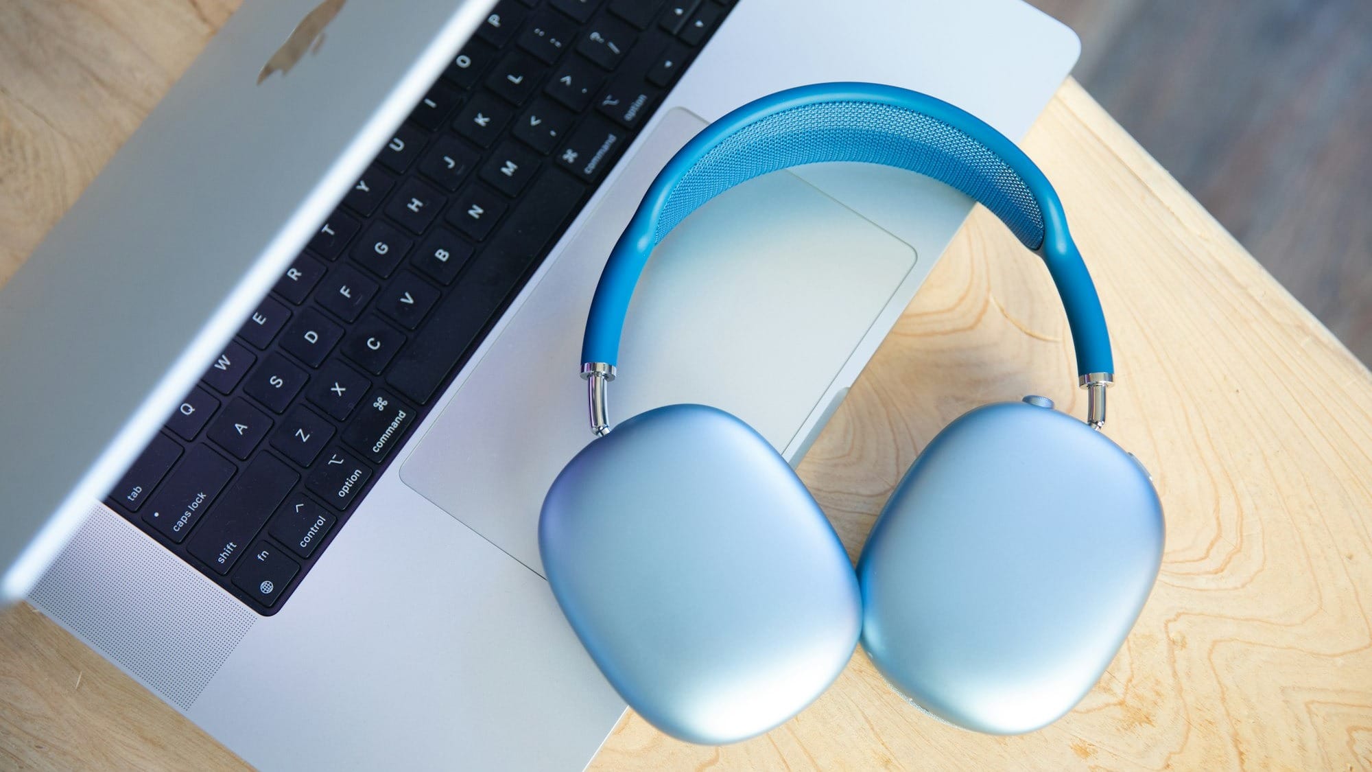Do your AirPods stop playing music from your phone every time you open a link on your Mac? Here's how to stop that
