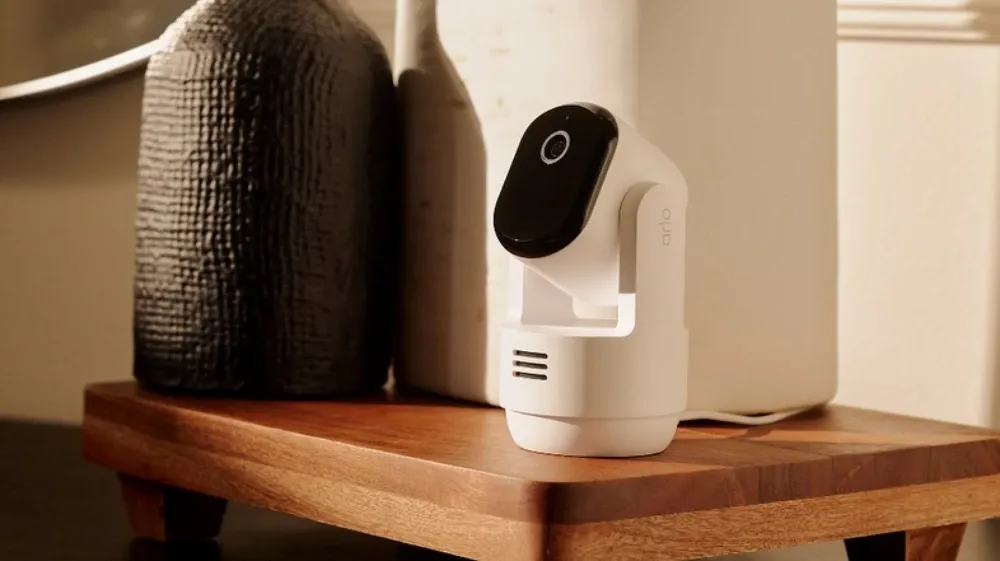 The new Arlo indoor pan tilt camera 