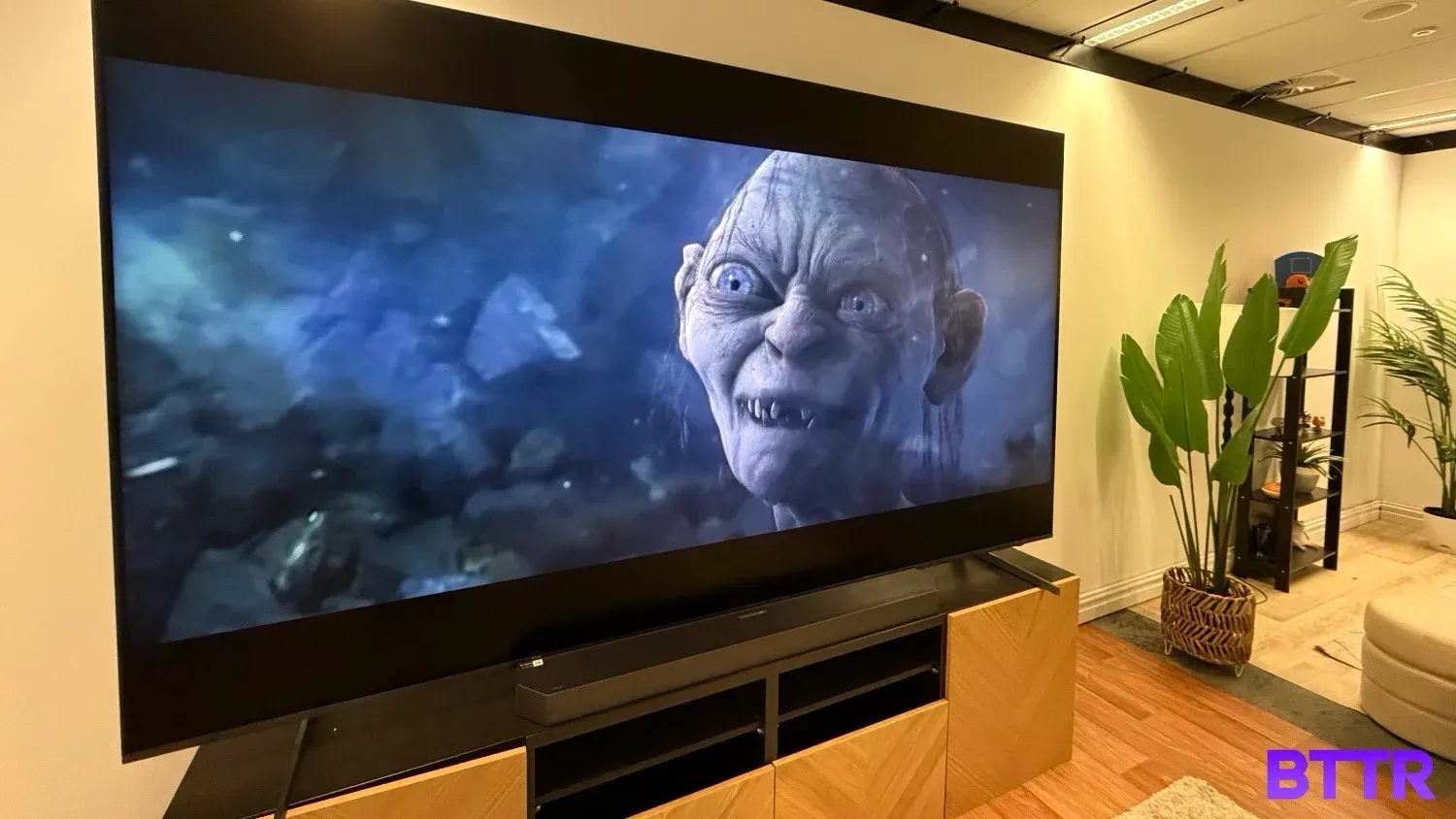 Samsung's 115-inch behemoth was great for getting up close with Gollum
