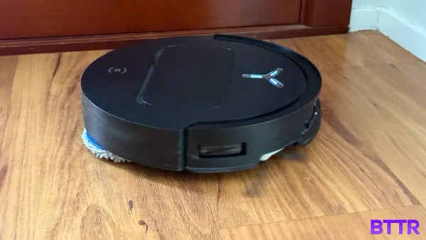 The T50 Pro Omni vacuuming my vinyl floorboards